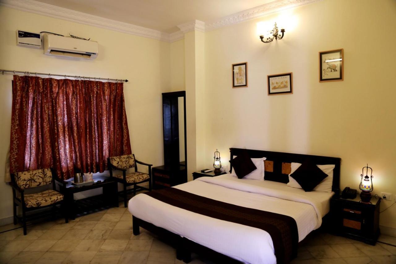 Hotel Karan Villas Kota  Eksteriør billede